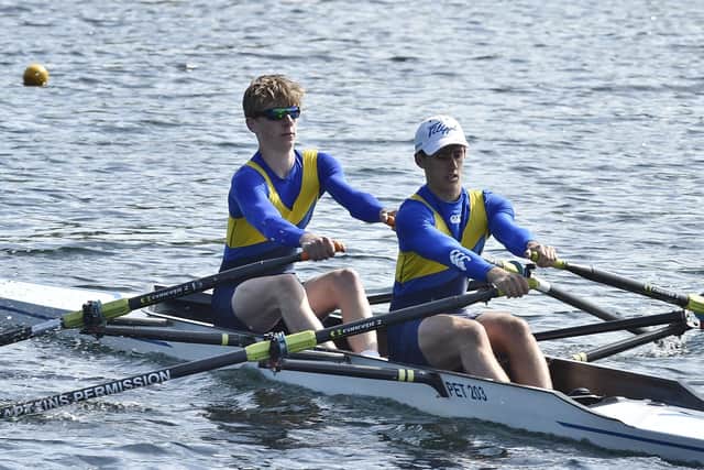 James Garfield and Nick Bosma in the Junior 18 double. Photo: David Lowndes.