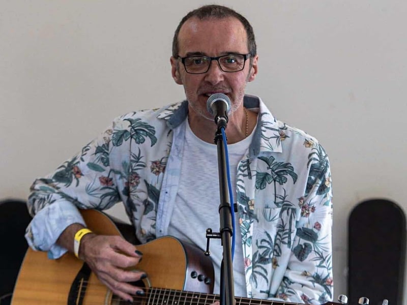 Chris Brown plays the Oundle Folk Weekend, November 14-16