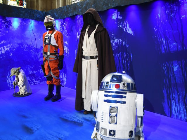 Fan favourites R2-D2 and Yoda are present.
