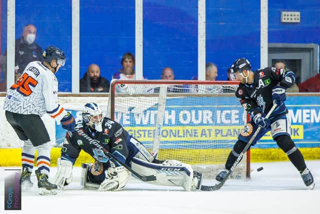 Jasper Foster of Phantoms shoots just wide in the game against Sheffield. Photo: Darrill Stoddart