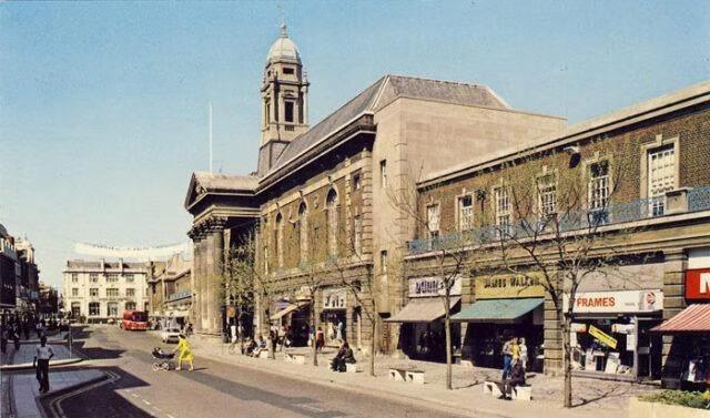 Plenty of readers will no doubt recall popping into these shops in the city centre