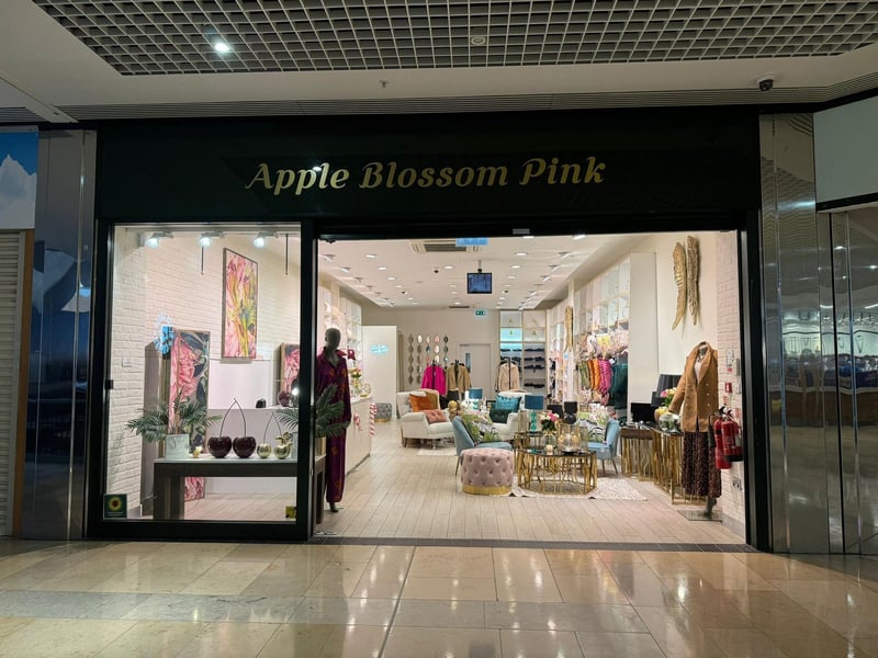 Apple Blossom Pink in the Queensgate Shopping Centre