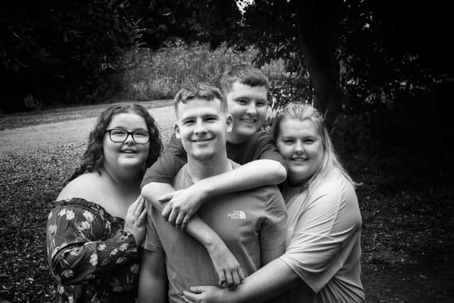 Siblings - Sydney, Zachary, Bradley and Morgan Hadman