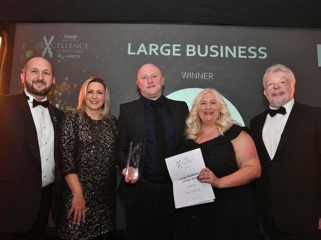 Large Business of the Year sponsor Matthew Pudney from Princebuild with winners Yours Clothing and guest speaker Simon Weston