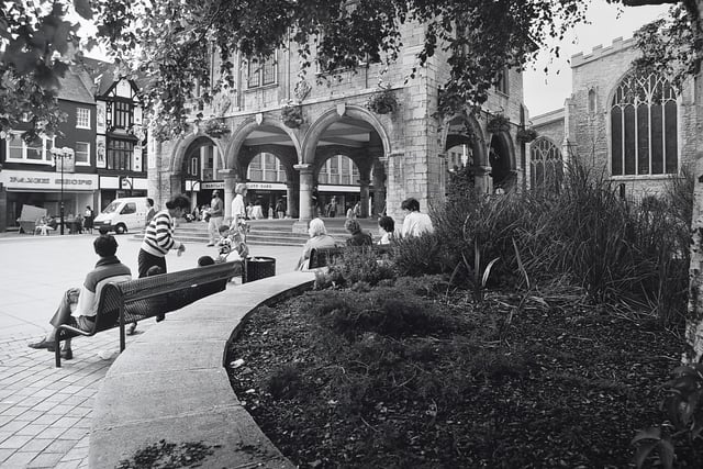 Cathedral Square - when shoppers used to sit around the old flower beds