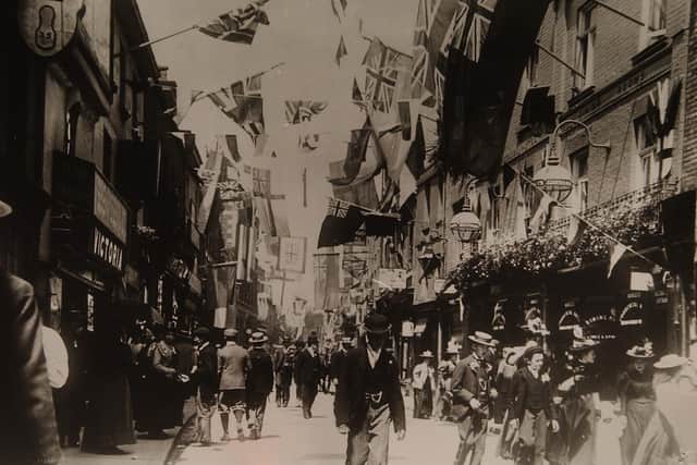Queen Victoria Diamond Jubilee in  1897 - Narrow Street in Peterborough