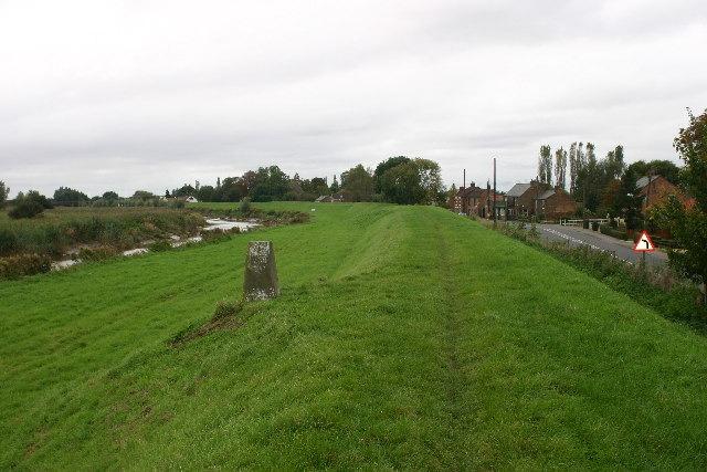 Situated next to the busy A47, Guyhirn is one of those places you've probably driven past hundreds of times but never taken the time to visit. Visitors can enjoy quiet countryside walks and cycling, explore the historic churches, or visit nearby attractions in Wisbech and the surrounding Fens. After a brisk walk, take time to relax in the Oliver Twist Country Inn and Restaurant while enjoying views of the River Nene.