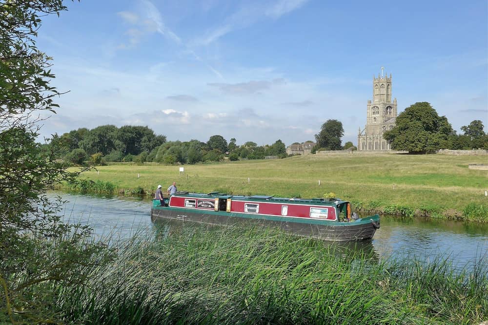 Situated west of Peterborough on the banks of the River Nene, Fotheringhay is best known for its church, All Saints, which stands dominant above the flat landscape. The impressive building was rebuilt between 1411 and the 1430s as a college of priests. The remains of Fotheringhay Castle - founded around 1100 - can still be found in the village.