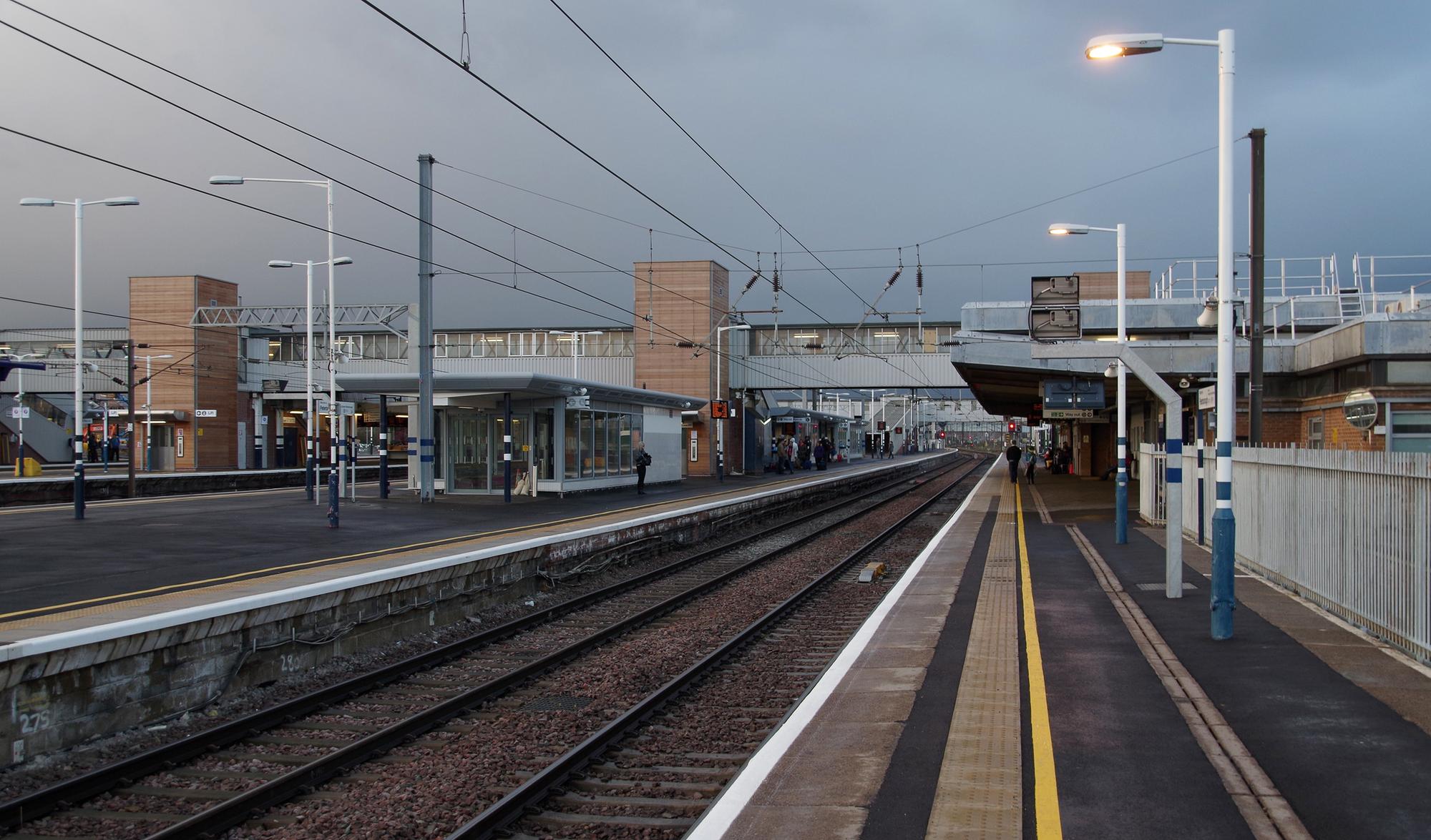 EILMELDUNG: Zugverkehr in Peterborough nach Stromausfall beeinträchtigt ...