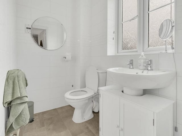The en suite