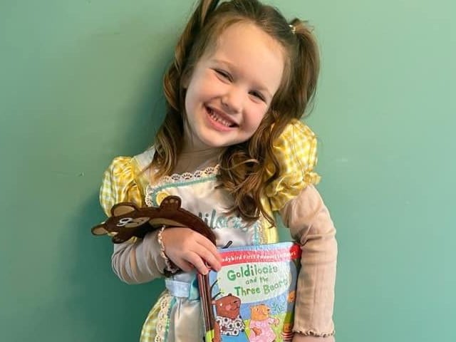 Tahlia, 5, Goldilocks