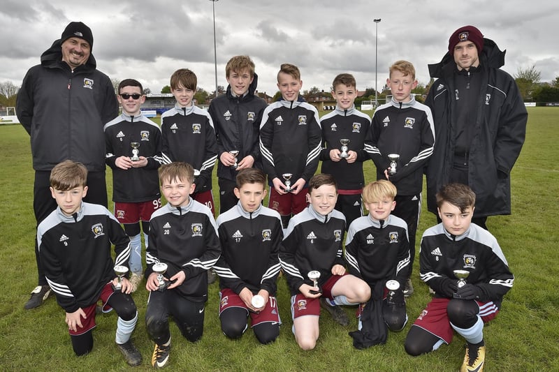 Peterborough and District Junior Alliance League football Under 12's League Cup runners-up Deeping Clarets.