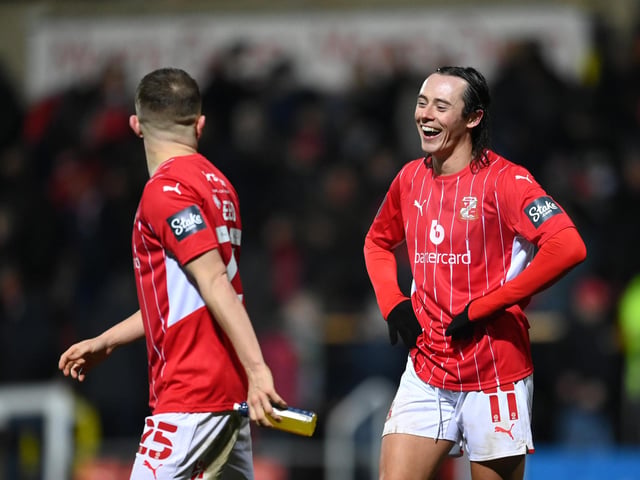 Swindon Town 282 103 62 117 -11 371