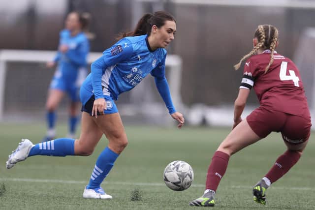 Tara Kirk in action for Posh Women. Photo Darren Wiles
