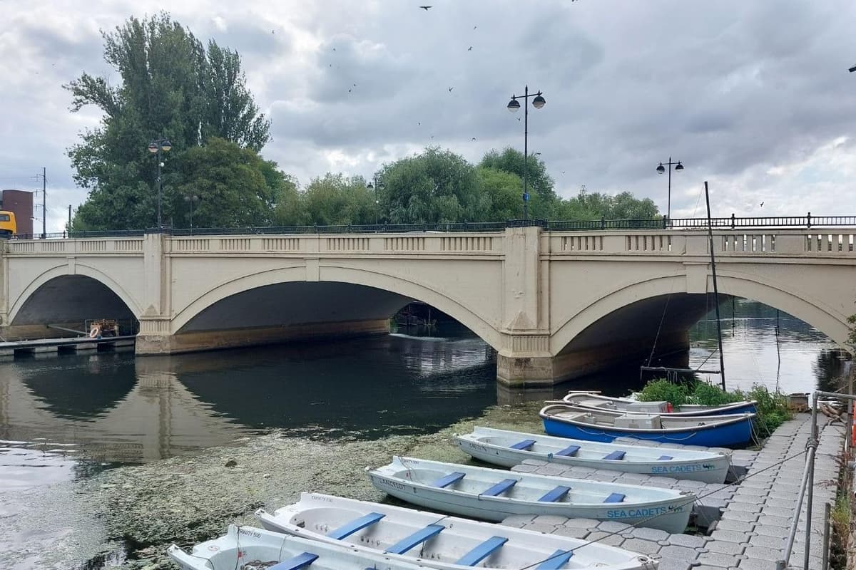Archive footage of Town Bridge showcases Peterborough’s faded yet ...