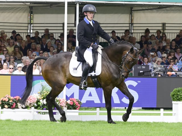 Simon Grieve riding Autograf