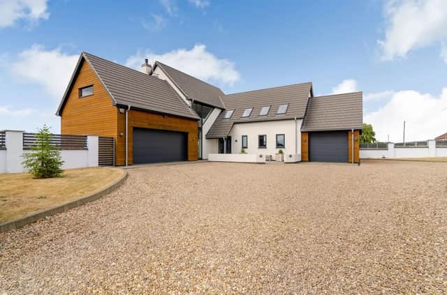 A contemporary home set in open countryside close to Peterborough