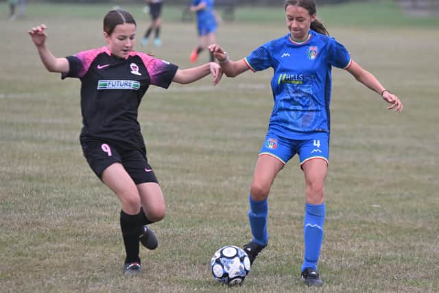 Action from a recent ICA Sports Under 13 girls game. Photo David Lowndes.