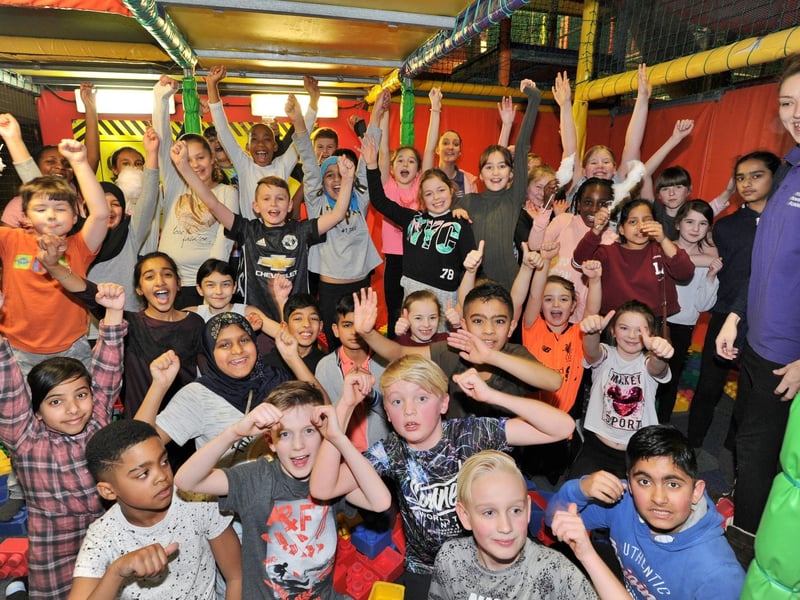 You can never go wrong with soft play for the little ones. Activity World has got everything your child needs to let off steam and have the best time with their friends.