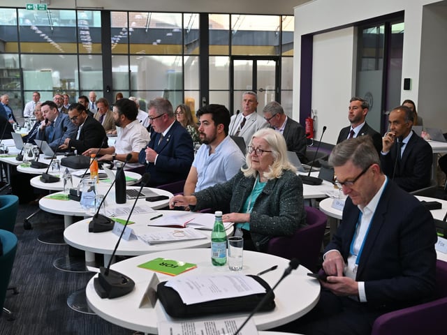 The councillors at the meeting