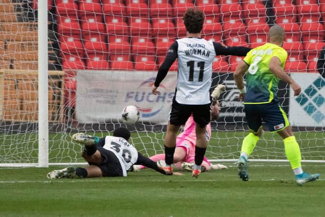Josh McCammon (8) scores for Peterborough Sports at Gateshead. Photo Charles Waugh.