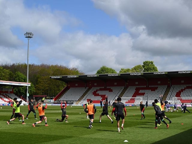 Home: 31% Draw: 29% Away: 40%