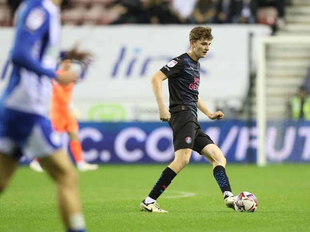 Brought in for his first Football League start. He was very tidy with the ball at his feet and moved it well. The comparisons with Ronnie Edwards are obvious but defending is his job first and foremost. Needed to be better, instead of switching off, for the second goal. 5.