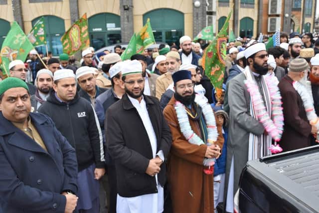 Muslim march to celebrate the birth of Prophet Muhhammad from Faizan-e-Madina mosque to Ghousia Mosque. EMN-170312-161002009