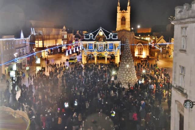 New Year's Eve 2017 celebrations on Cathedral Square EMN-180101-010923009