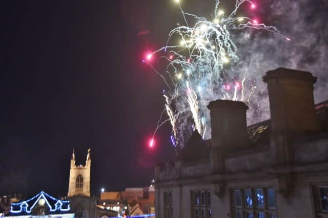 New Year's Eve 2017 celebrations on Cathedral Square EMN-180101-010409009