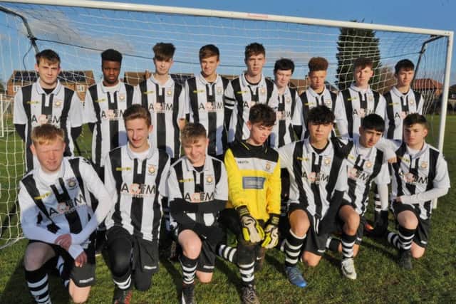 Peterborough Northern Star Under 16s are pictured before their League Cup defeat by Gunthorpe Harriers Navy. They  are from the left, back, Callum Smith, Praise Bauhire, Lewis Benton, Cameron Long, Phil Creasey, Harry Howarth, Ashton Bennett-Williams, Dan Ash, William Palmer, front,  Kieran Pledger, Adam Clark, Adam Steels, Jude Meloni, Fabiano Scolari, Alex Roe and Luca Zirpolo.