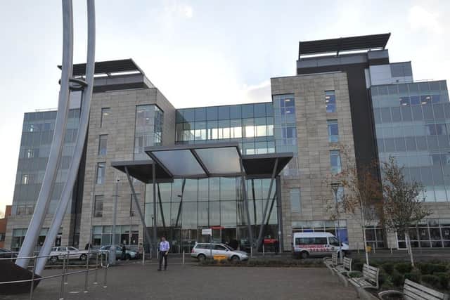 Peterborough City Hospital exteriors EMN-141118-141223009