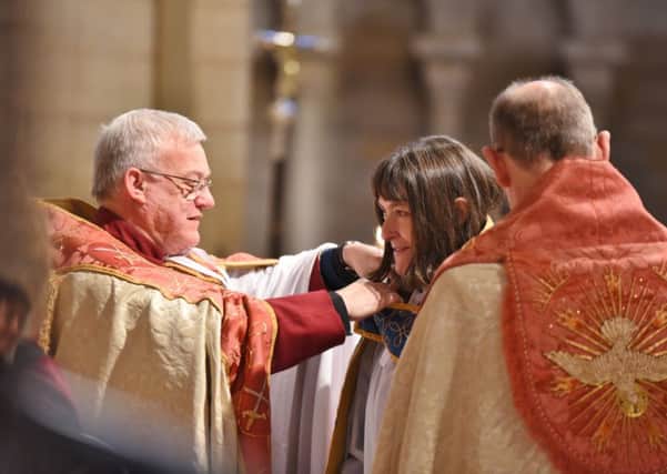 Installation of Revd Canon Sarah Brown as Residentiary Canon at Peterborough Cathedral EMN-180121-174333009