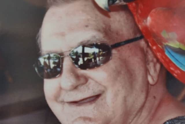 Arthur Dolloway EMN-180214-143626009
