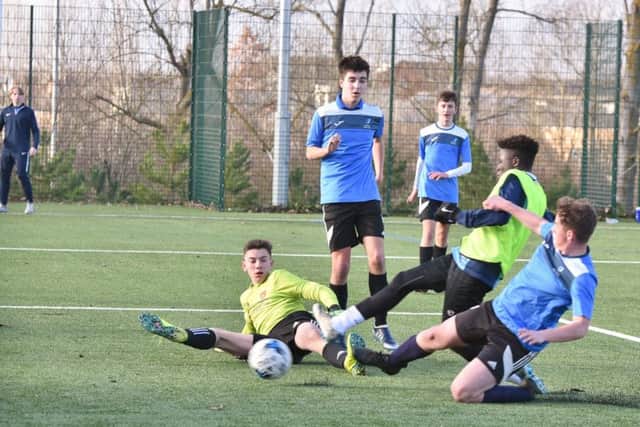 English Schools Under 16 FA Cup action featuring Hampton College and Farlingaye High School.