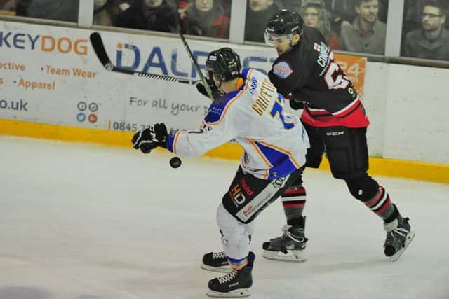 Owen Griffiths in action for Phantoms against Basingstoke. Photo: David Lowndes.