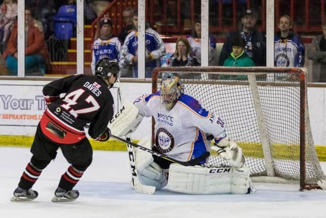 Euan King will be a back-up netminder for Peterborough Phantoms next season.