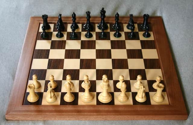 chess board YWN-161124-100153044