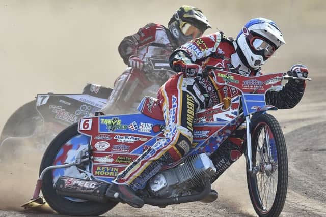 Tom Bacon in action for Panthers in heat eight against Glasgow. Photo: David Lowndes.