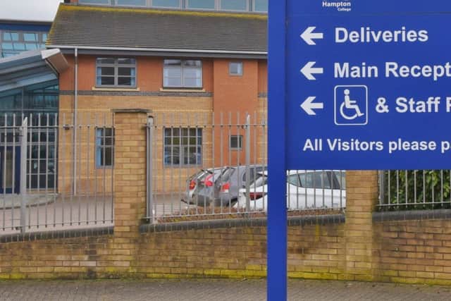 The pupils will go to Hampton College to begin with EMN-180322-140616009