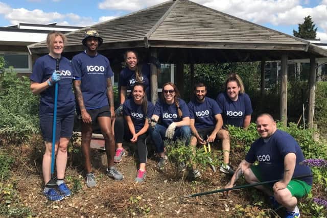 Volunteers from iGO4 at Werrington Primary School. LtoR _ Jemma Humphries, Reece Kenton, Robyn Penniall, Gabriella Brown, Hannah Rust, Wasim Bux, Melanie Boyce, David Weston