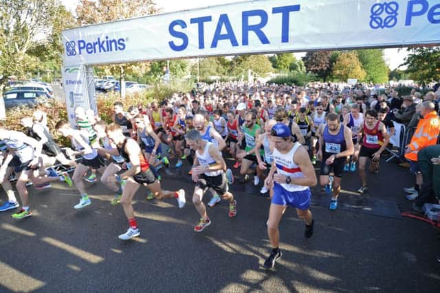 Perkins Great Eastern Run 2017 at the Embankment. Half marathon starters EMN-170810-174903009