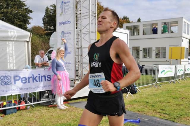 Tom Evans wins last year's race.