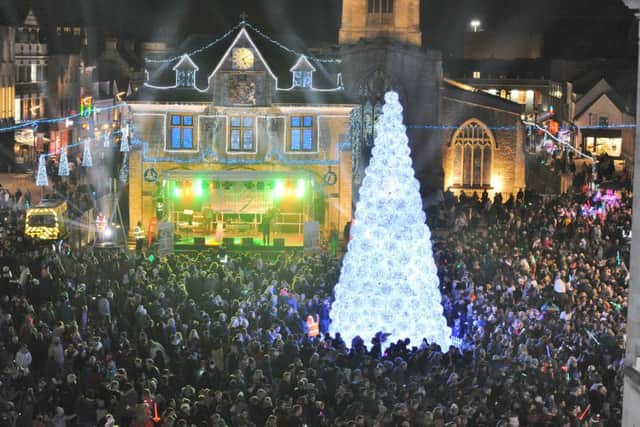 Christmas lights switch-on in the City Centre 2017 EMN-171118-191154009