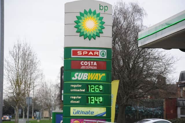 Petrol prices  BP garage at  St John's Road, City Centre EMN-181228-133812009