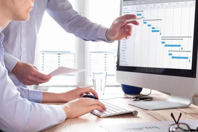 The average annual salary for a Project Manager in Peterborough is 43,176 - compared to a national average of 47,406 (Source: adzuna)