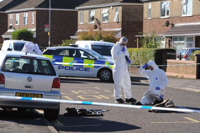 Police investigate the death at Oakdale Avenue, Stanground EMN-181021-152034009