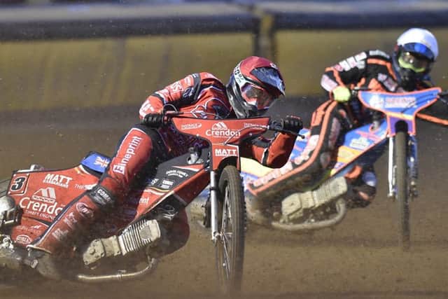 Bradley Wilson-Dean leads the way for Panthers against Wolves in heat 7. Photo: David Lowndes.