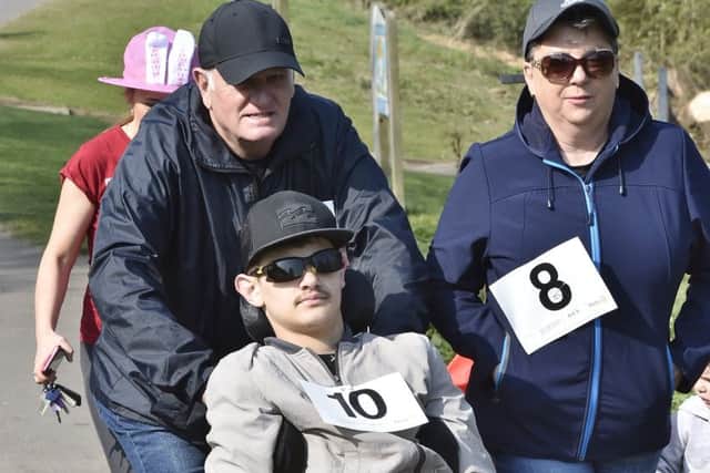 Rotary Club of Peterborough Easter Bunny Run around Ferry Meadows. EMN-190422-222346009