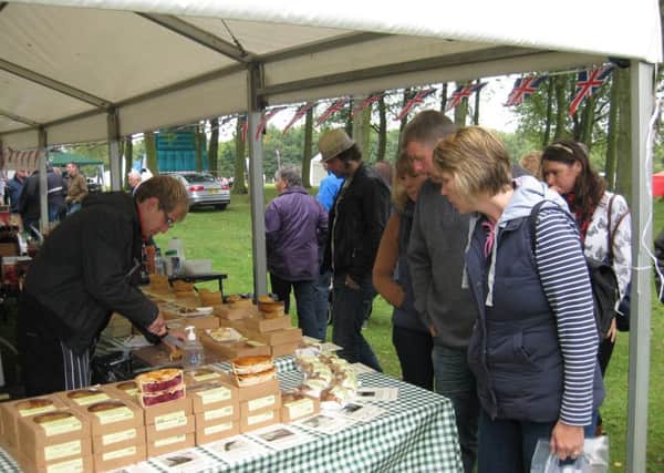 There vwill be plenty of stalls selling food and drink.